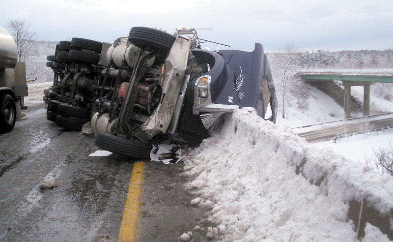 An accident Saturday that left a milk tanker laid across Interstate 95’s southbound lanes near Exit 130 in Waterville blocked traffic for 5 hours.