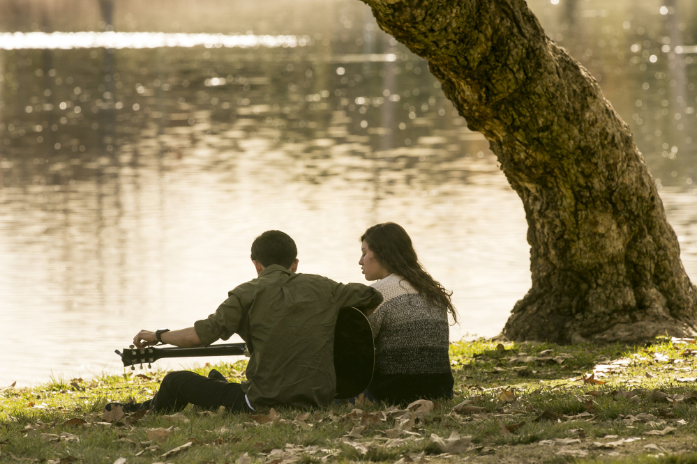 Diego Porto Carreri, left, and girlfriend Monica Ochoa enjoy the hot weather at the Whittier Narrows Recreational Area in El Monte, Calif., in January. Nationwide, January was 2.9 degrees warmer than normal, making it the 24th-warmest January since 1880.