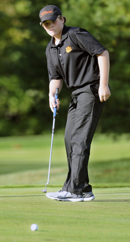 Gardiner Area High School’s Cody Rizzo putts during a match against Lincoln Academy last month at The Meadows in Litchfield.