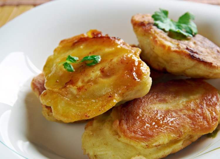 This clam cakes mixture is proportioned exactly right – a high concentration of chopped clams suspended in a batter that fries up light and crispy.