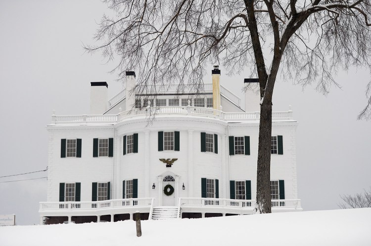 The 1929 re-creation of the original Montpelier, which was built in 1794, fell into disrepair and was demolished in 1871.