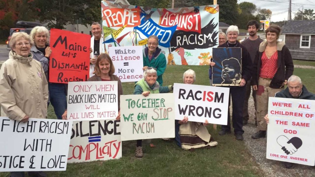 Seated or kneeling front from left are Lindy Gifford, the Rev. Bobsy Dudley-Thompson, Nancy Holmes and Charlie Hedrick. Standing from left are Suzanne Hedrick, Sarah Highland, the Rev. Mark Hamilton, the Rev. Anne Roundy, Paula Campbell, Barbara Wright, Cory Limberger and Lily Virginia.