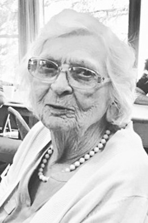 Beverly "Bev" (Foster) Archer