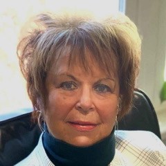Darlene “Dee” Leighton-Cutting