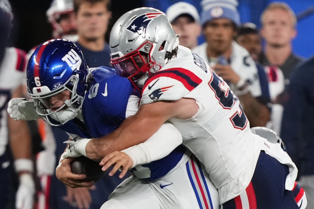 Patriots Giants Football